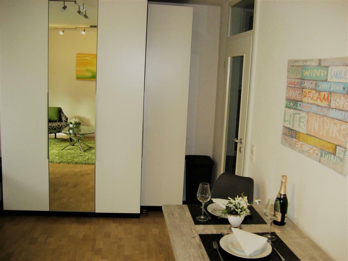 Hochwertiges Apartment Im Gruenen, Zentral Gelegen, Ruhig, Balkon ハノーファー エクステリア 写真